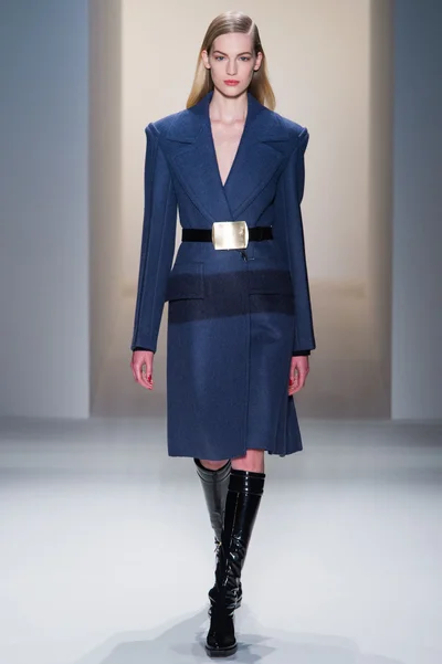 Look 4